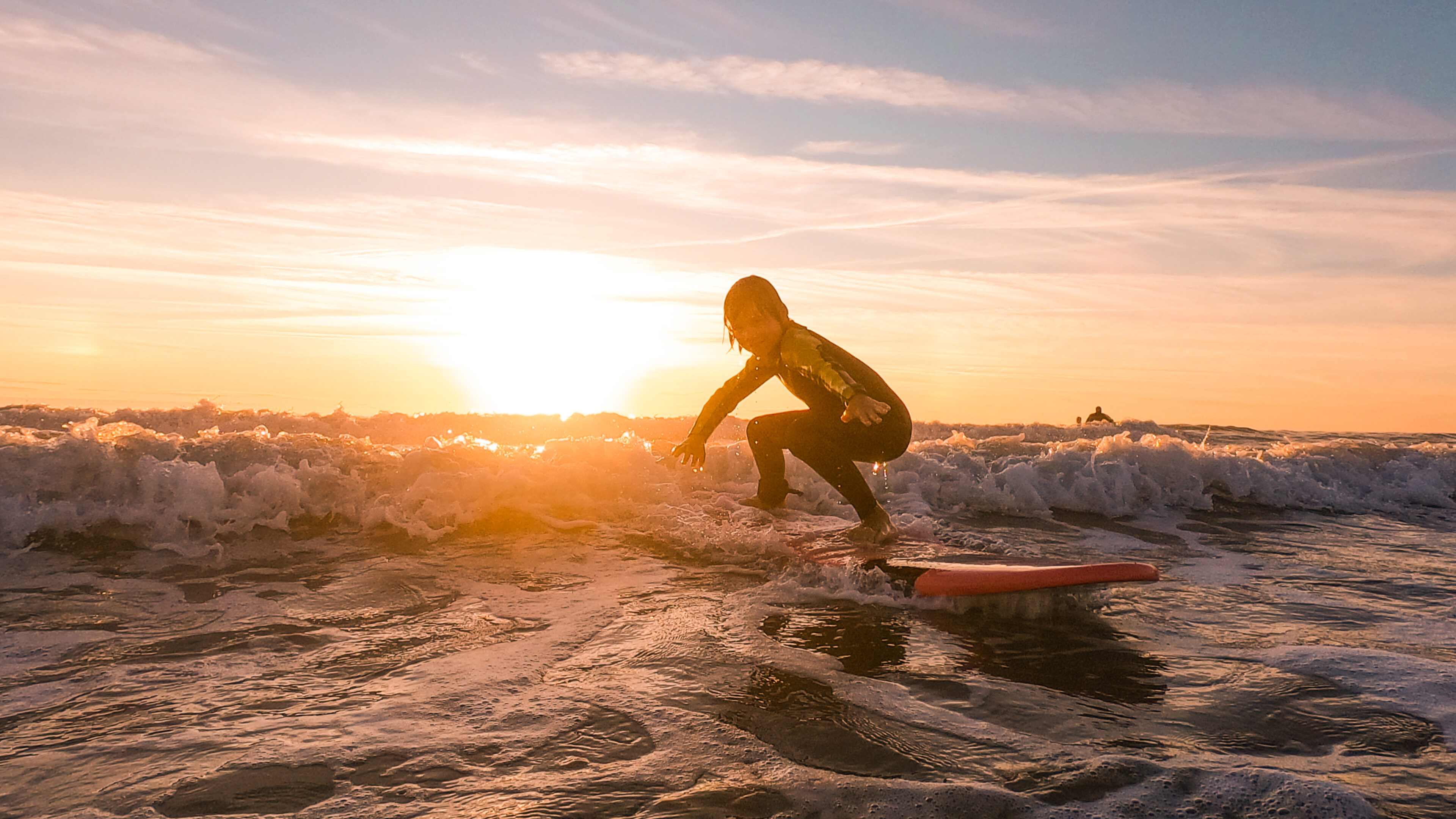 Sunset surf met het hele gezin in Montalivet