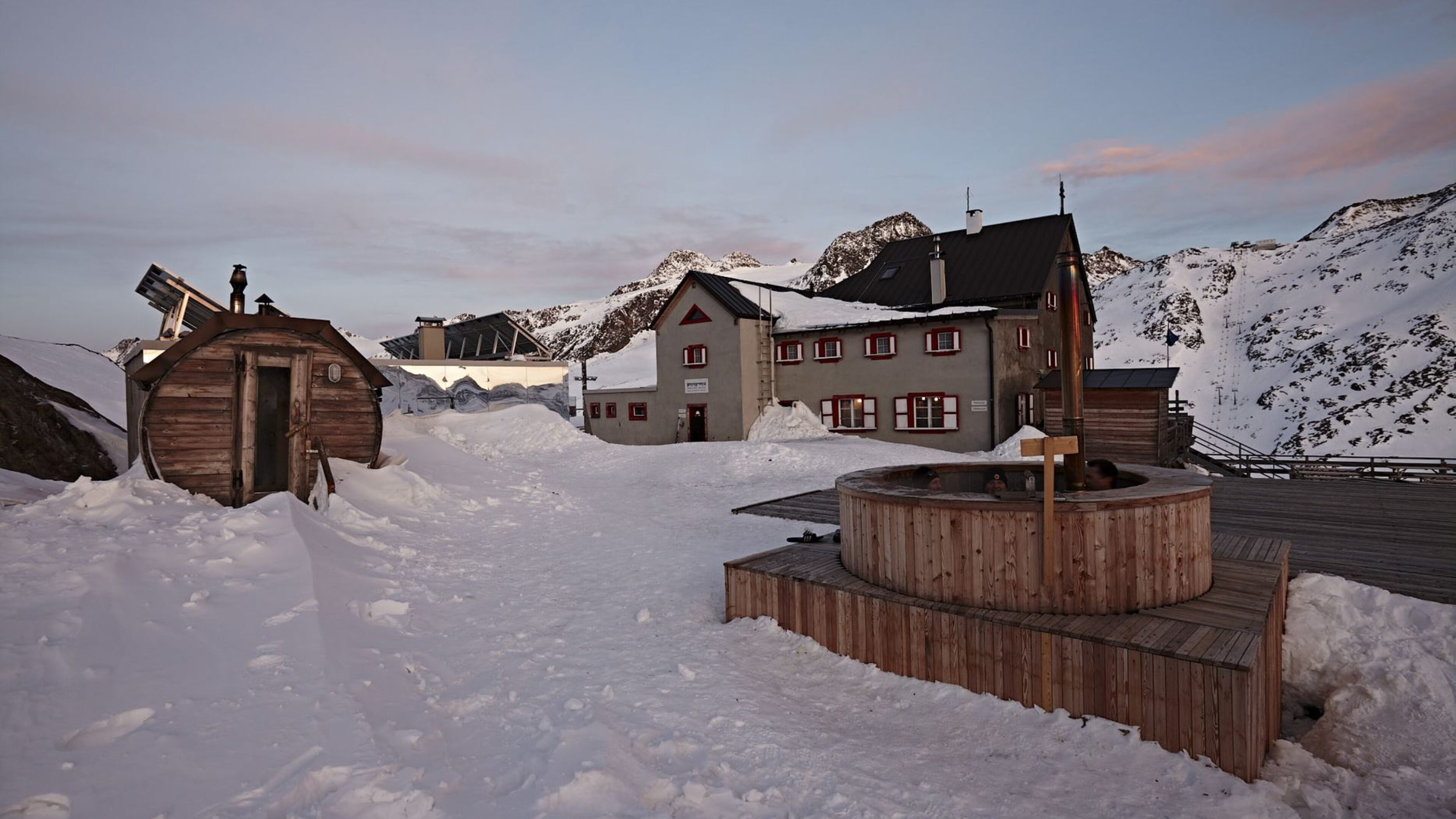 Off-piste event, berghut kapow