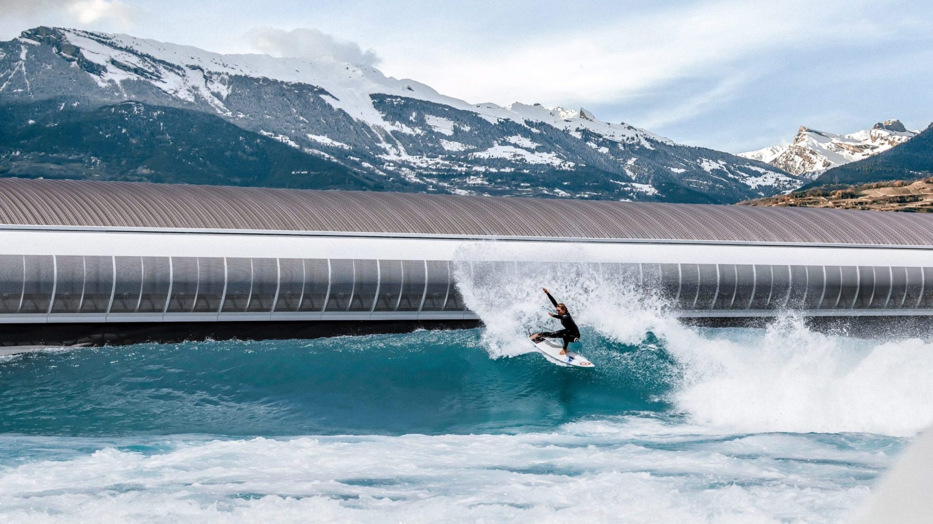 Alaia Bay, Wave Pools