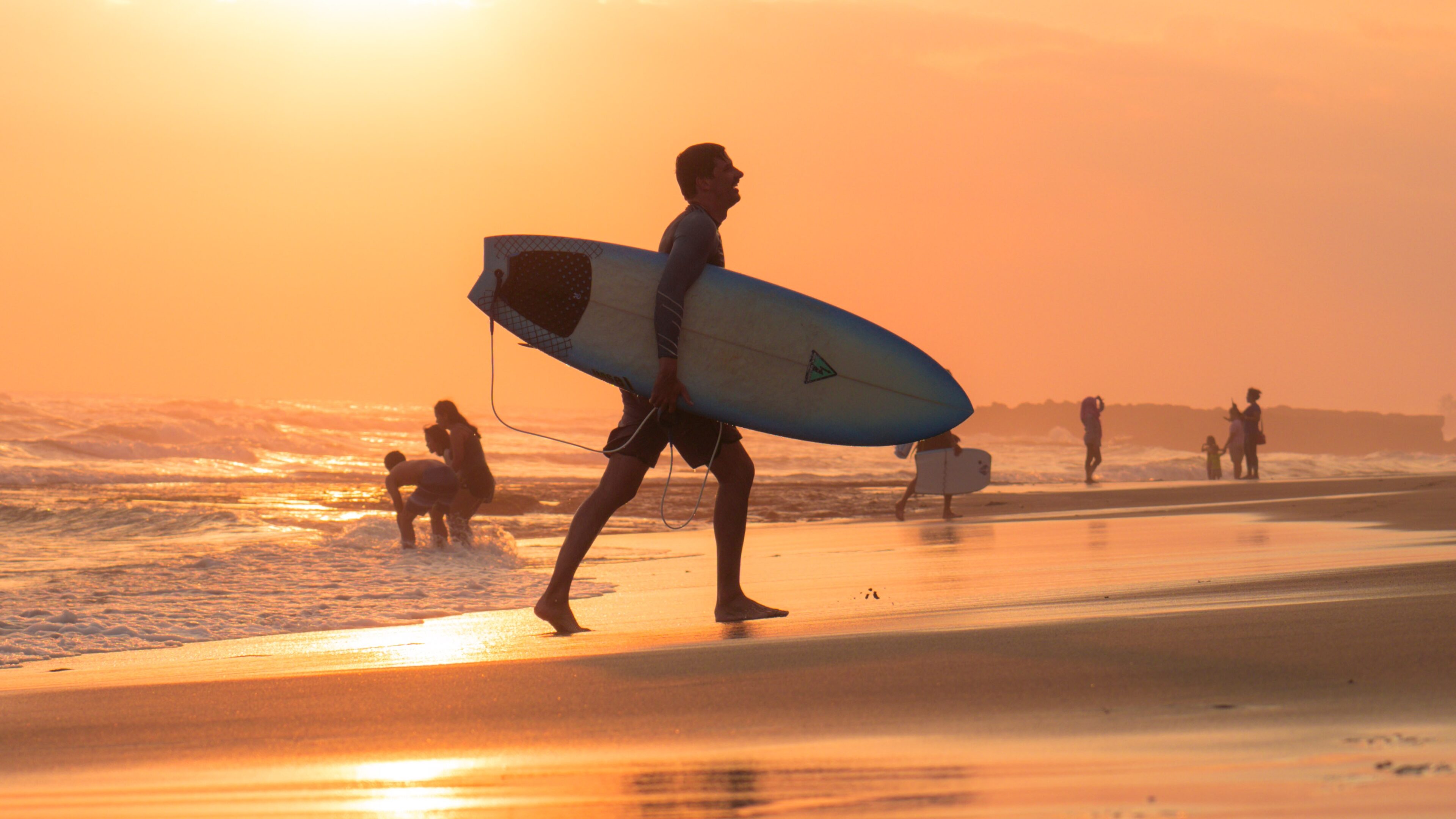 surfkamp voor volwassenen in Bali